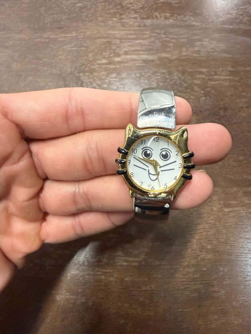 Kristine Cat Face Quartz Bracelet Watch